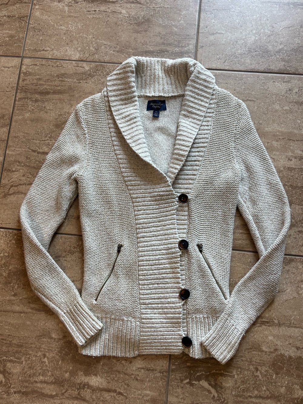 American Eagle Outfitters cream vintage thick knit cardigan